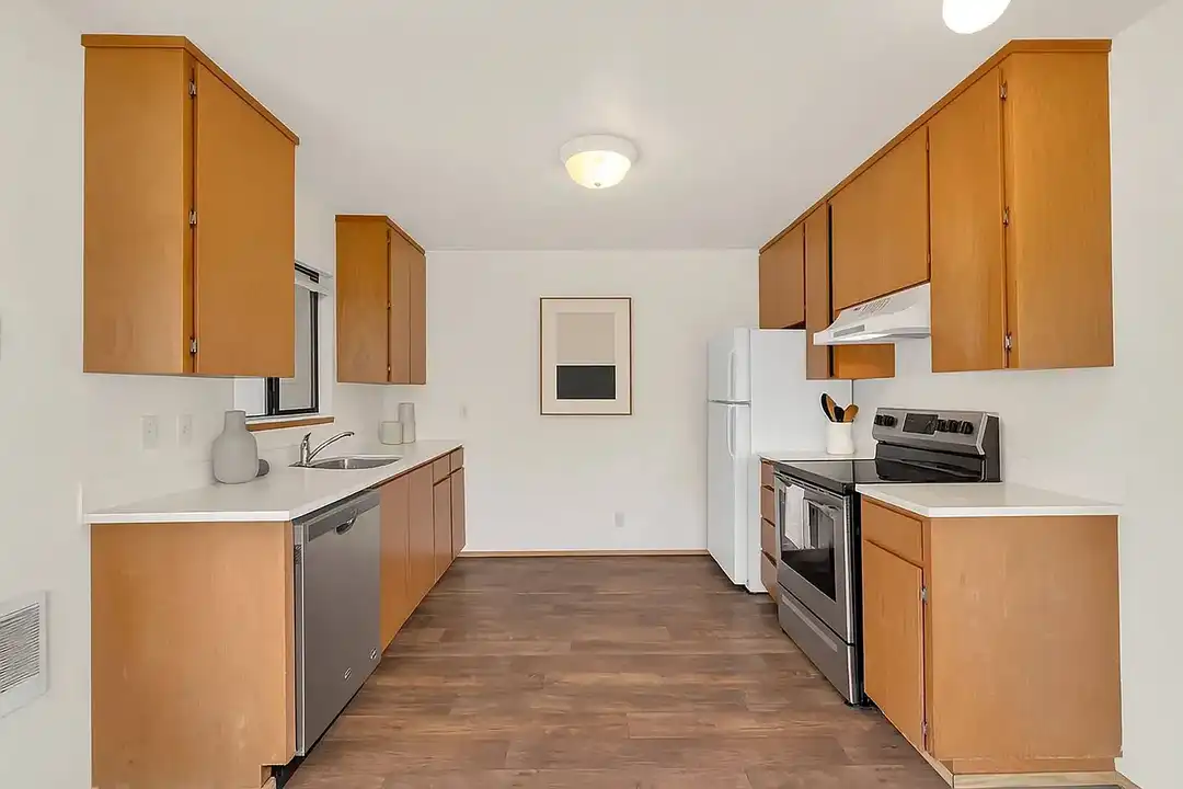 Apartment in Bremerton - View 4