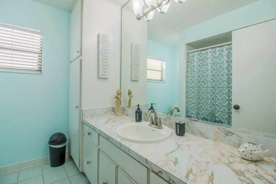 4500 Elaine Pl unit 1094209P – pohled 4