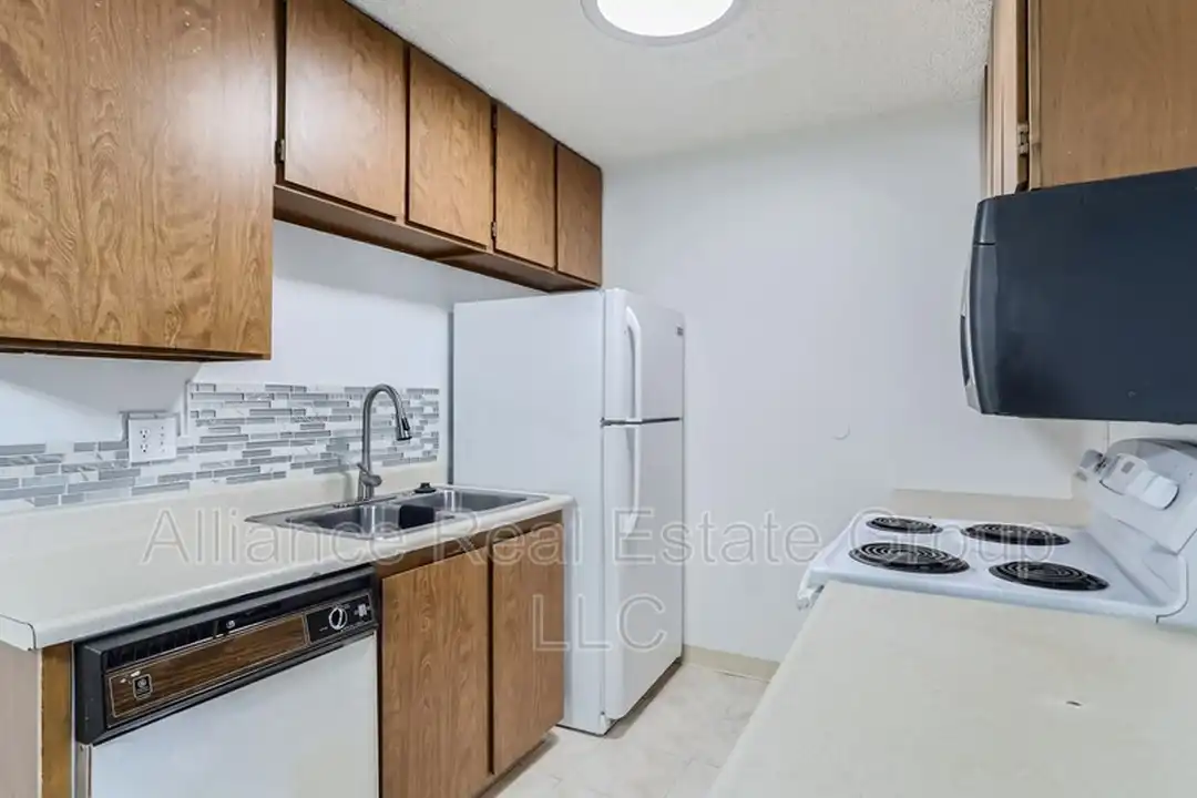 3100 S Federal Blvd unit 323 – pohled 6