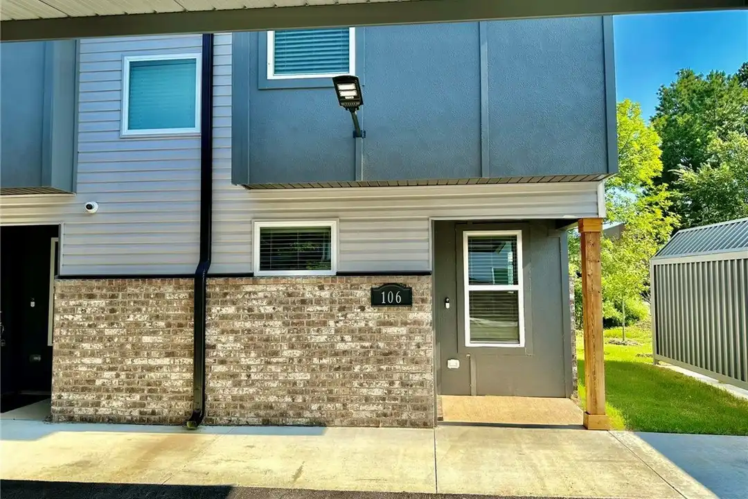 911 N Rupple Rd #106 – photo 1