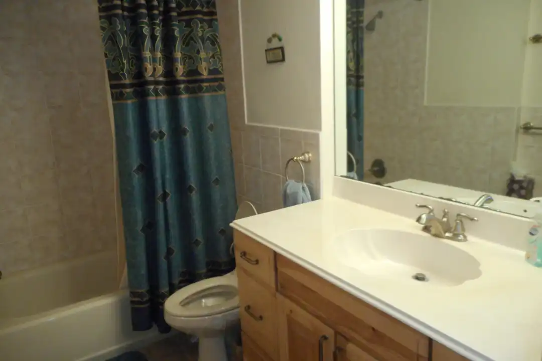 291 Mercury Rd #2 - More
