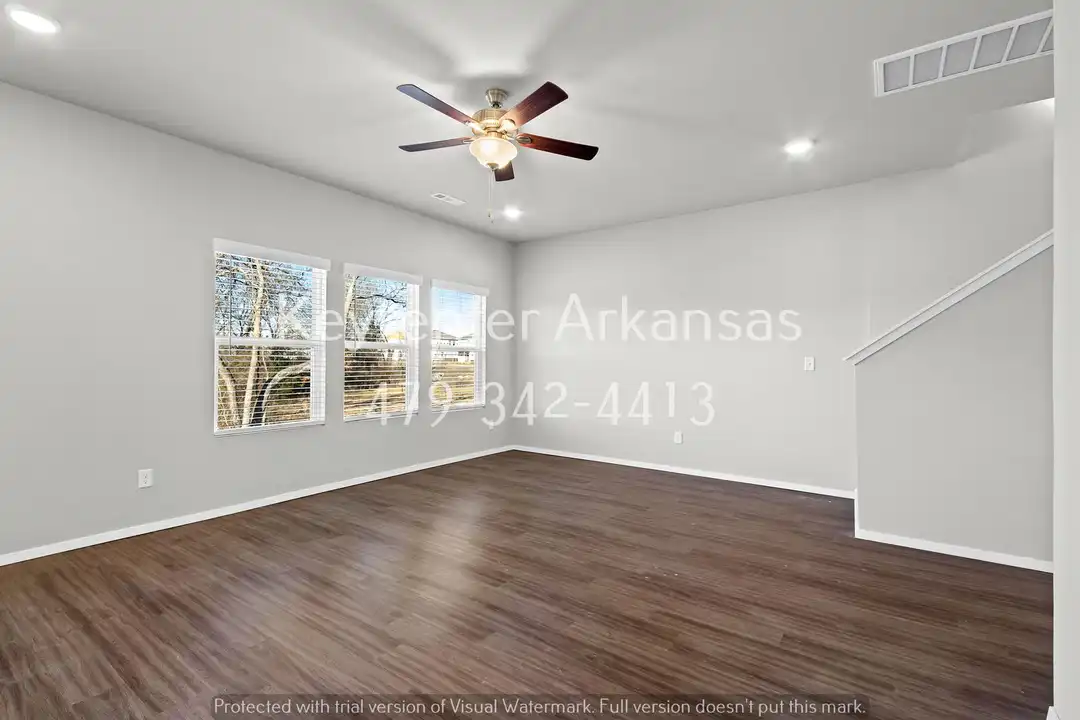 811 E Sparrow Cir - View 6