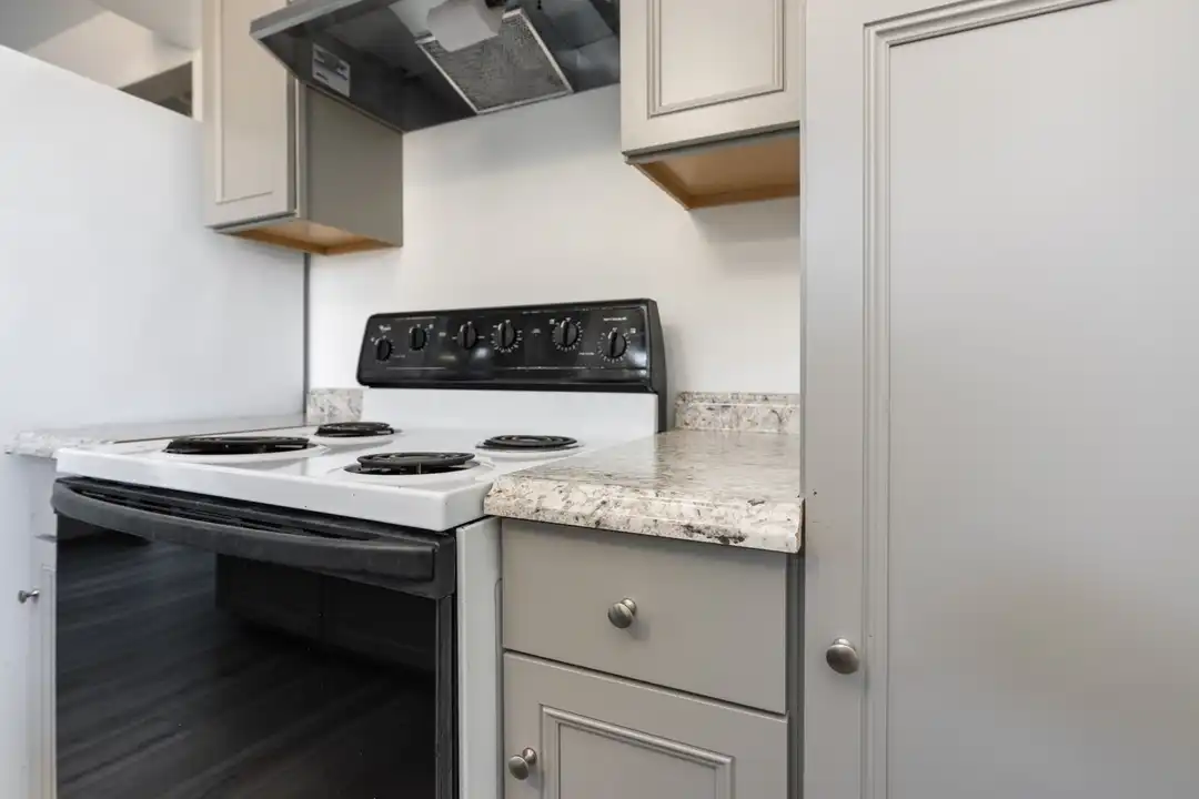 927 Delport Ave unit 2 - View 3