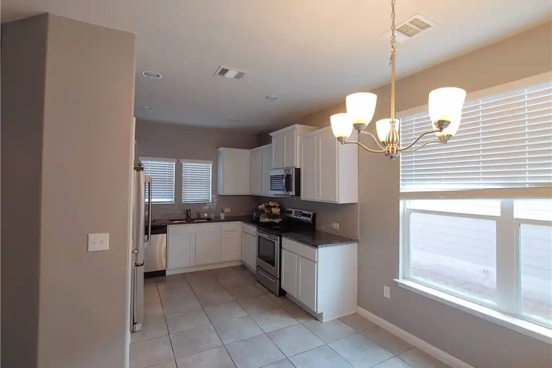 18412 Cumberland Gap St - View 3