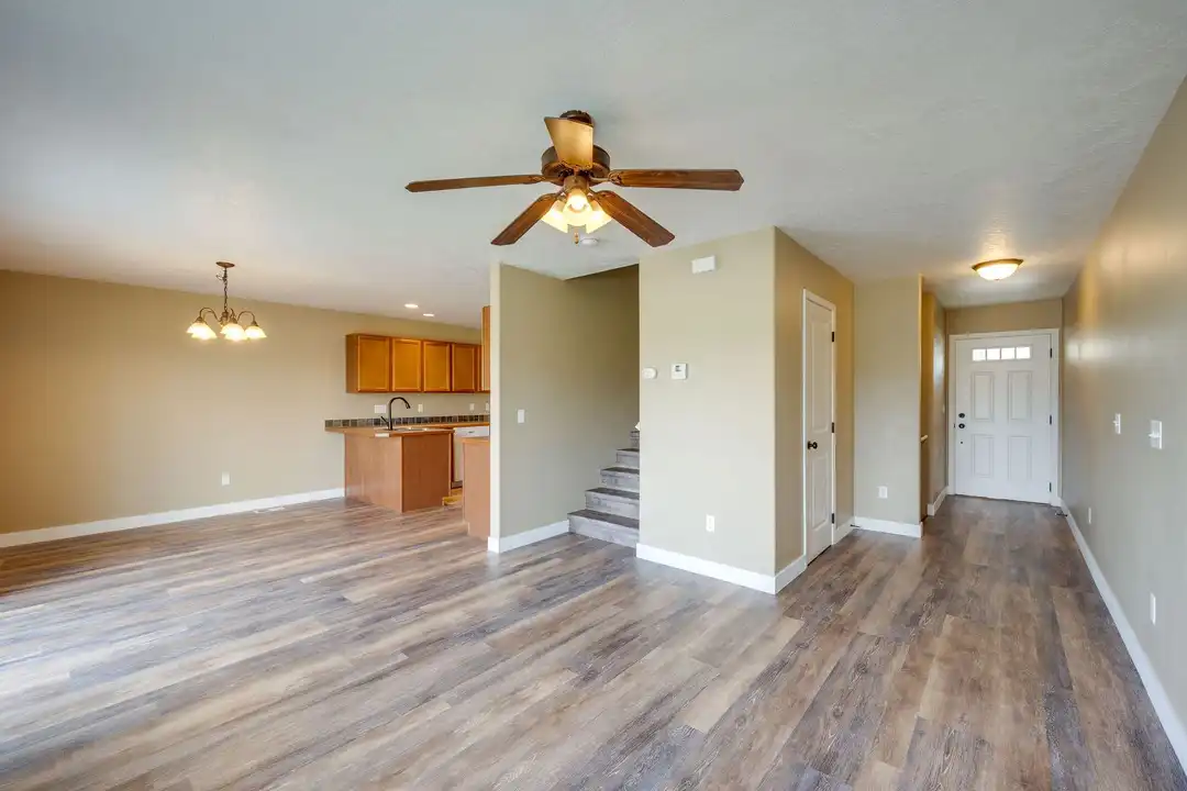 1262 Selway Ln - View 3
