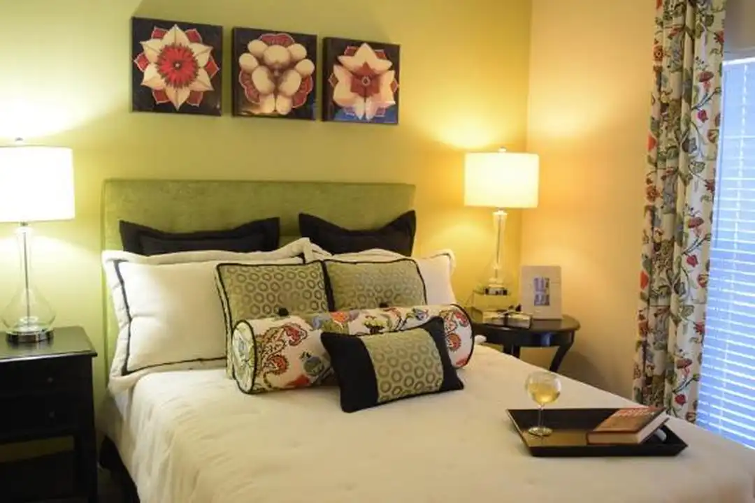 Apartment in Raleigh - View 3