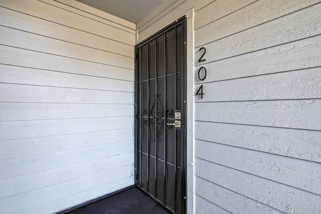 1066 Coronado Ave unit 204 – photo 1