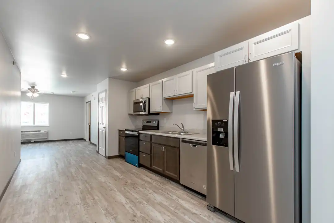 1050 N Valley Dr unit 7 - View 2