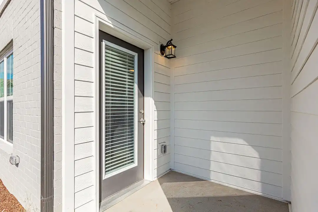 Apartment in Antioch - More