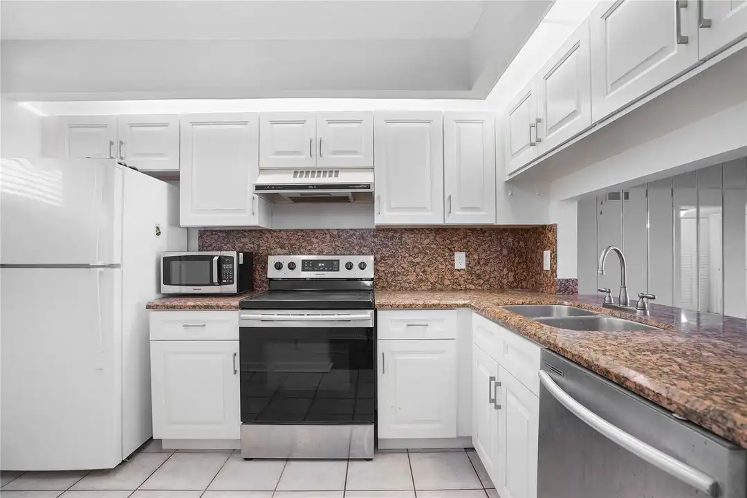 109 Lake Emerald Dr #110 - View 5