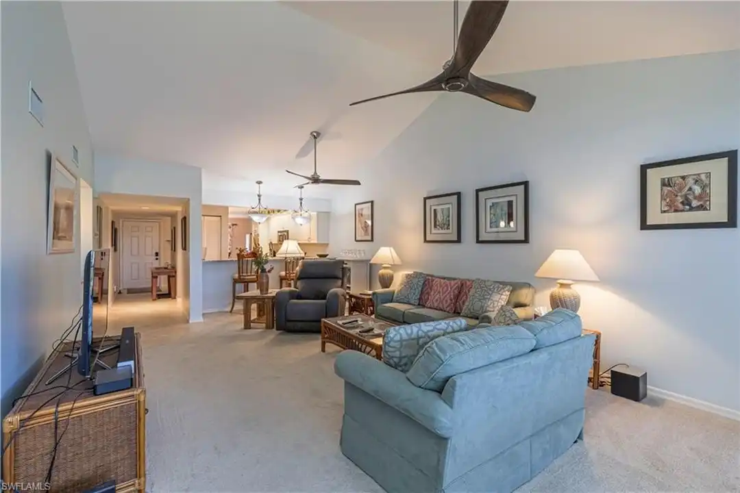 4410 Chantelle Dr #H-205 - View 5