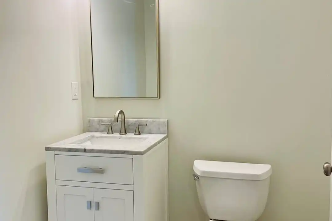 146 W Washington St unit 201 - View 5