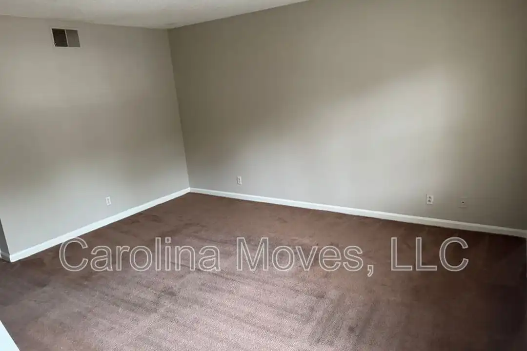 172 Pine Creek Ct Ext - View 2
