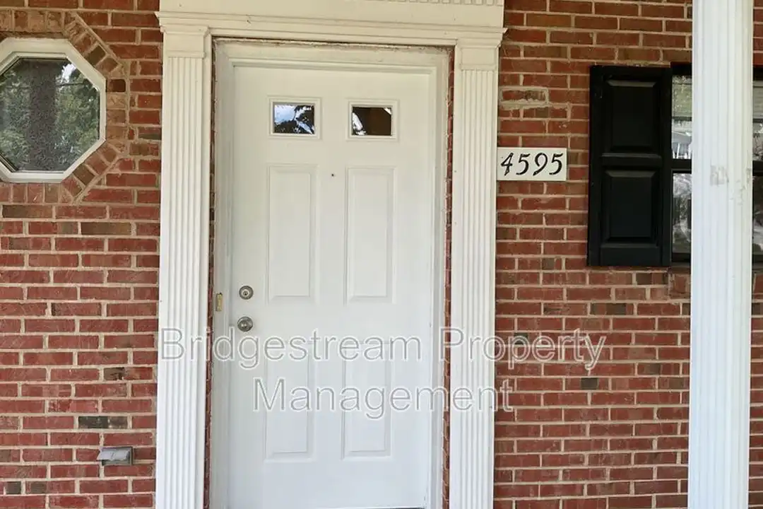 4595 Burchdale St – photo 1