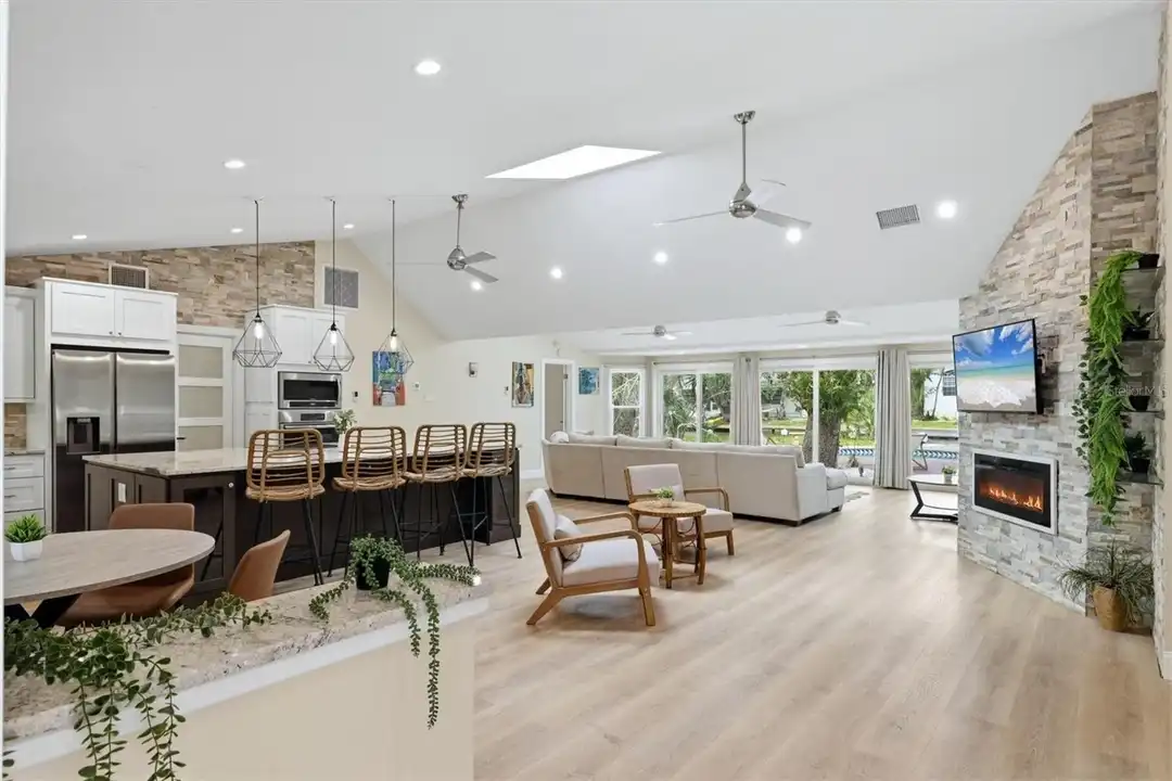 1232 Northport Dr - View 2