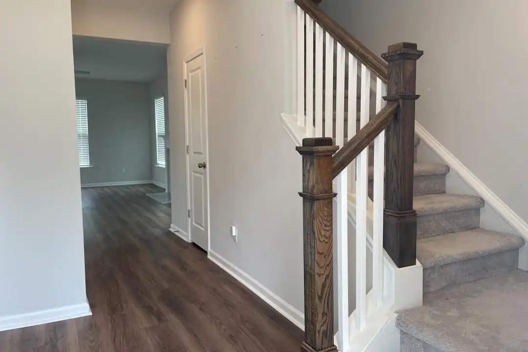 2903 Siebold Dr - View 4