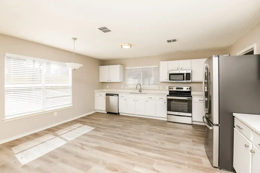720 King St - View 6