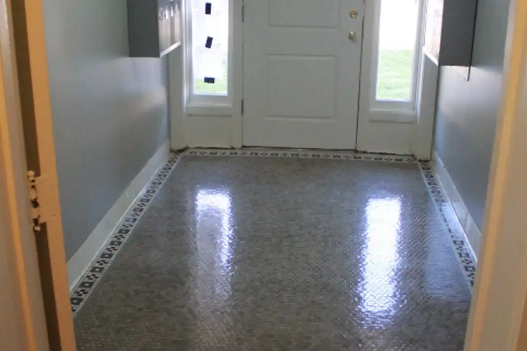 2005 Washington Ave unit 8 – photo 1