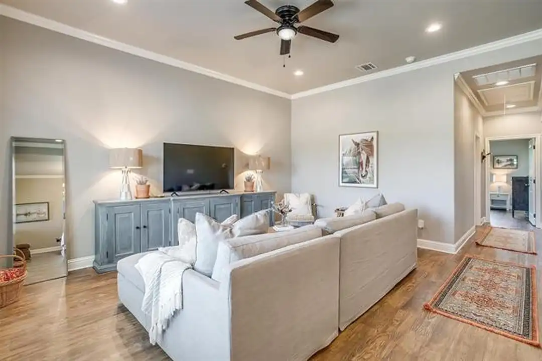 2700 James Rd - View 4