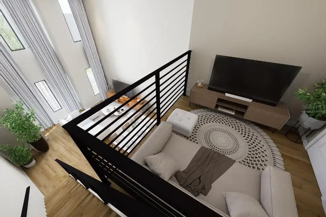544 N Bumby Ave - View 5