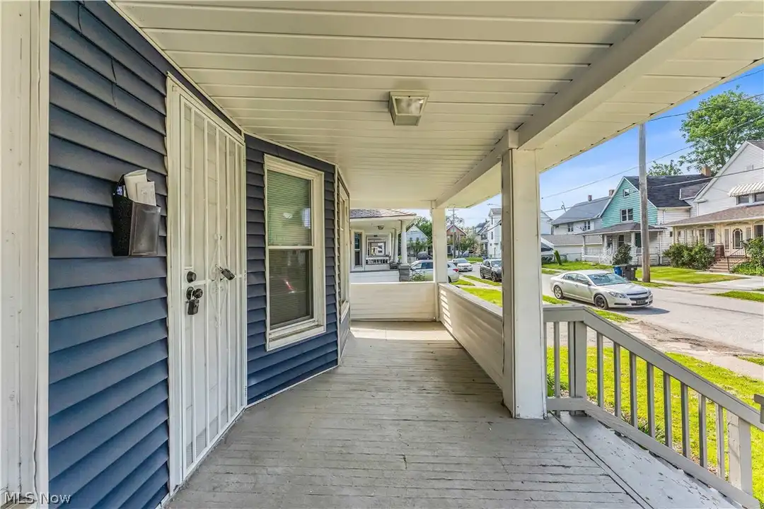 9903 Nicholas Ave – pohled 3