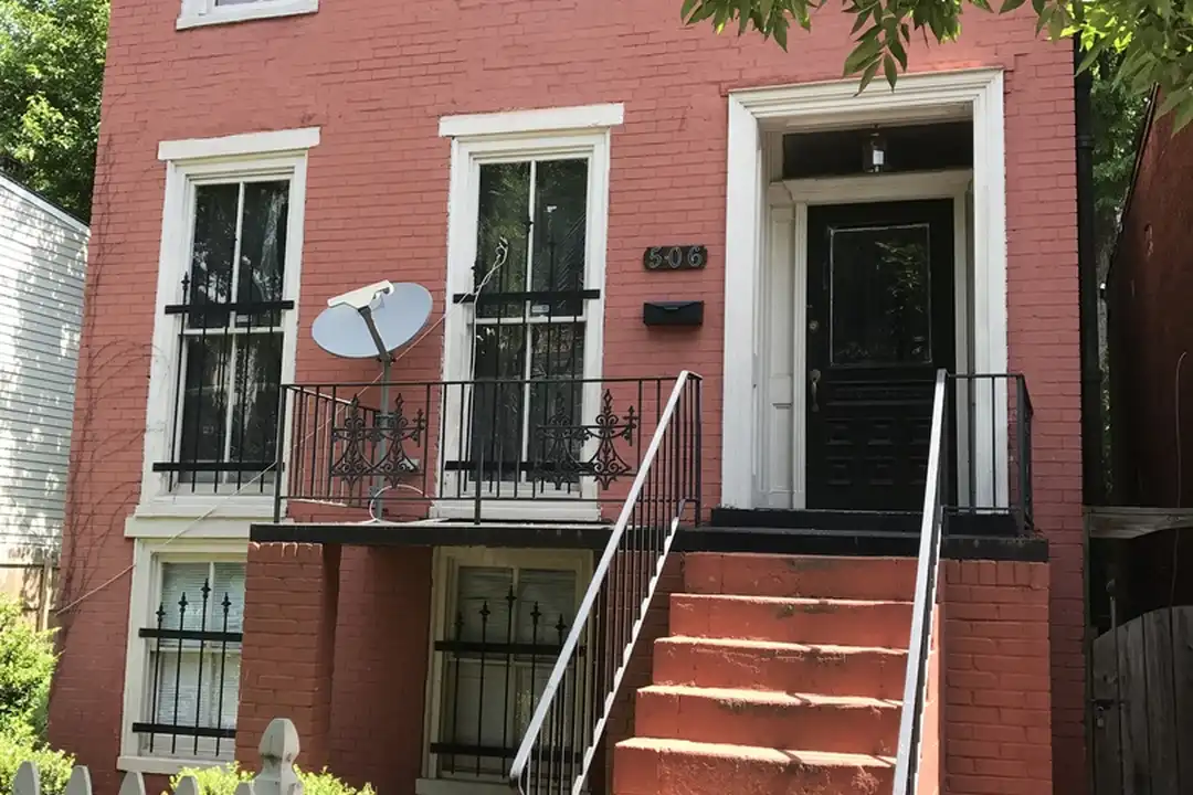 506 W Marshall St unit Apt #Up (2nd Flr) – photo 1