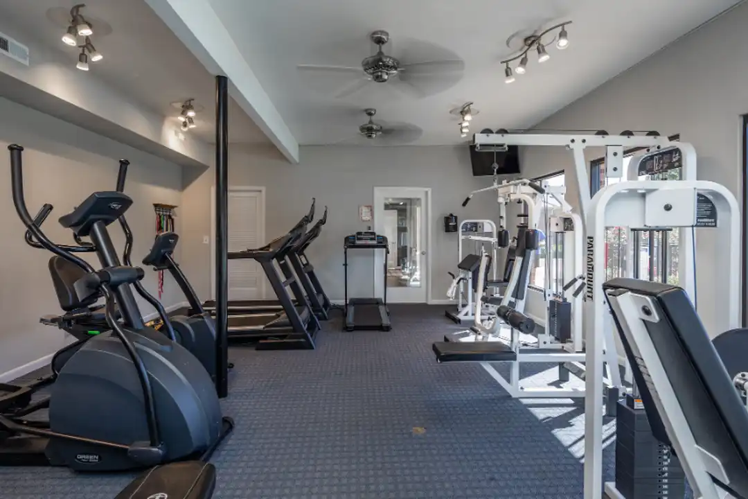 418 Watts Cir - Mynd 4