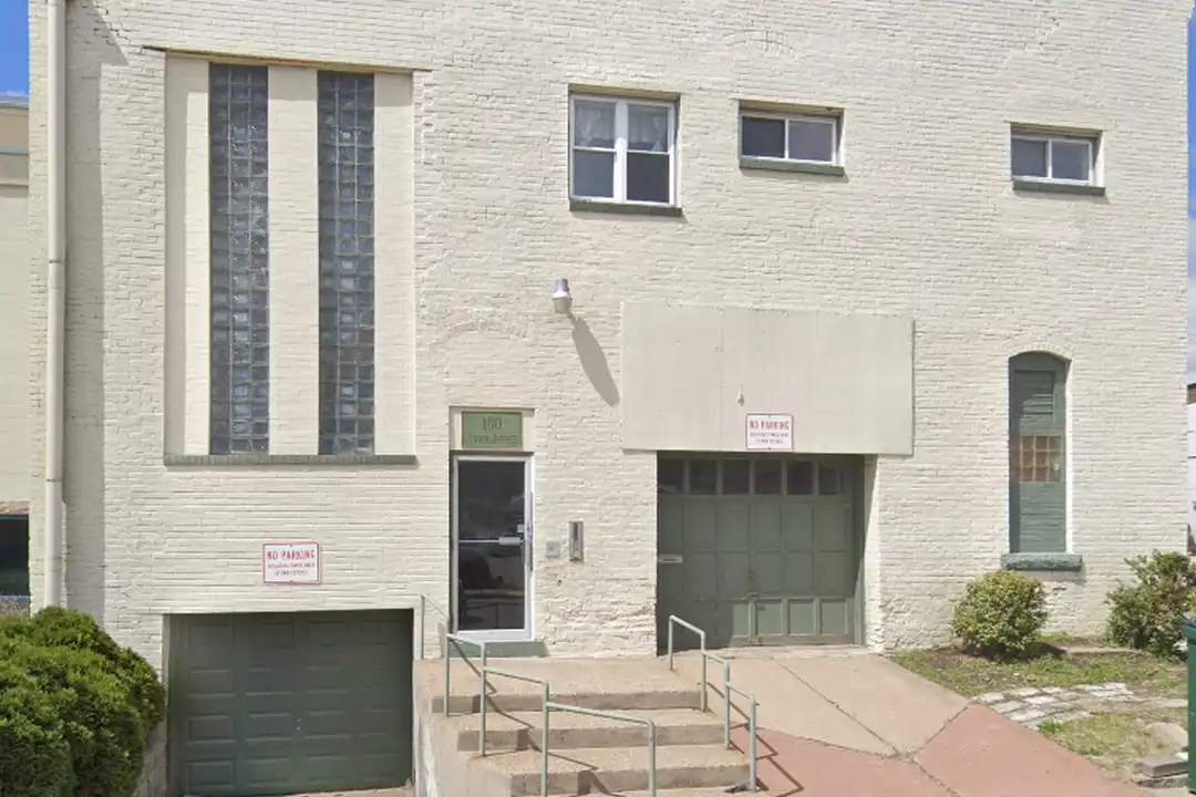 100 3rd Ave unit 5 – photo 1