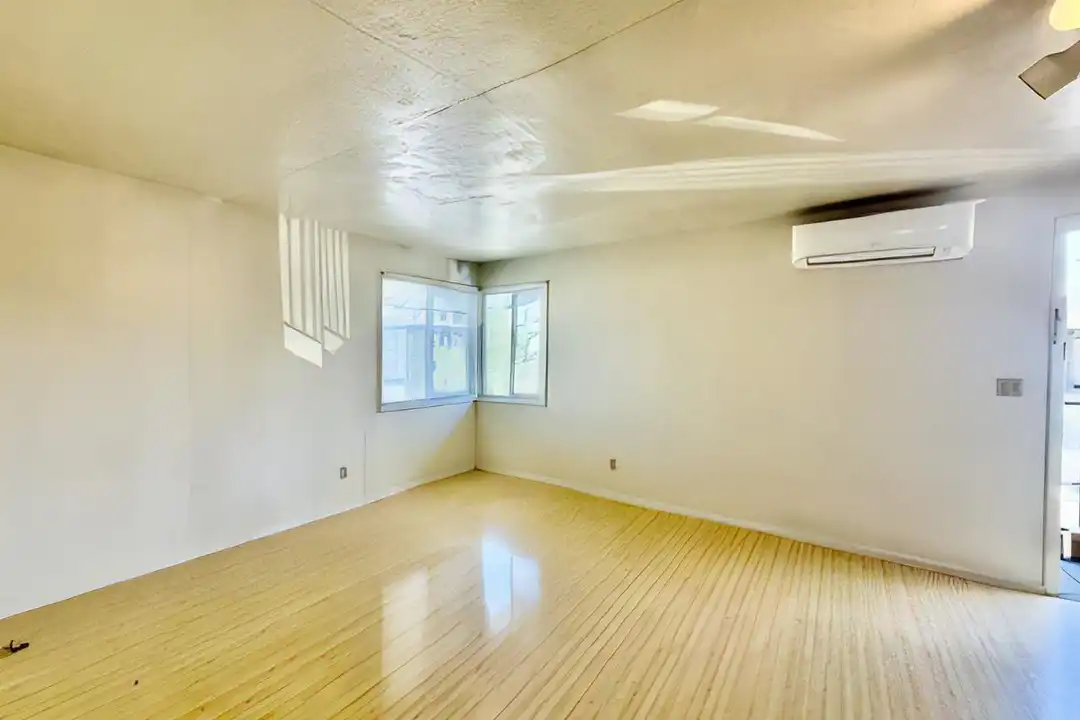 640 E 16th Alley unit 1 – photo 1