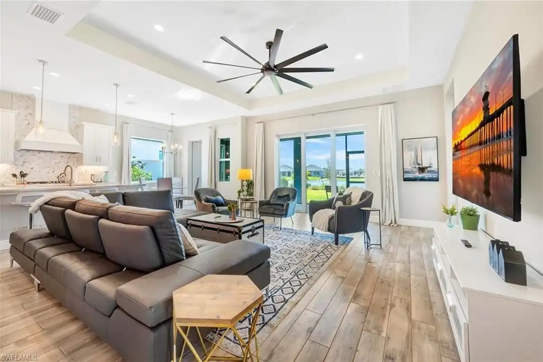 4003 Pegasus Wy - View 5