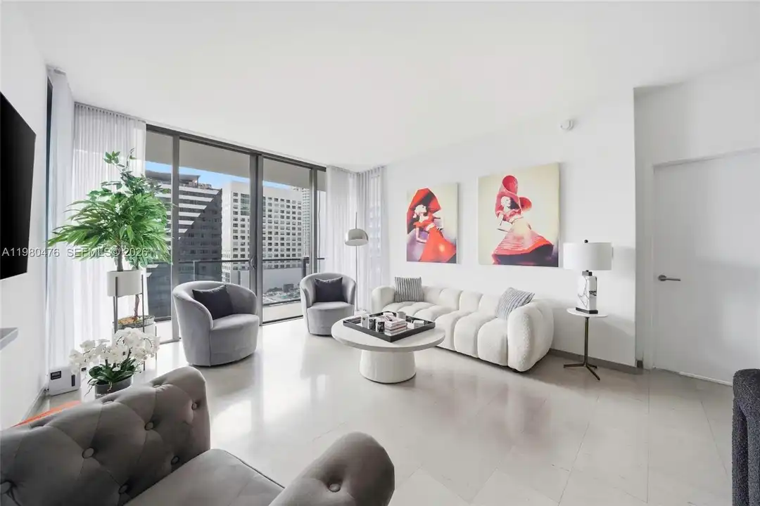 88 SW 7th St #1010 - View 3
