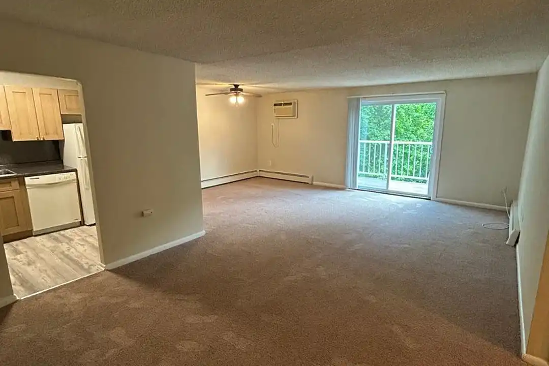 410 E Hinckley Ave unit C33 - View 2