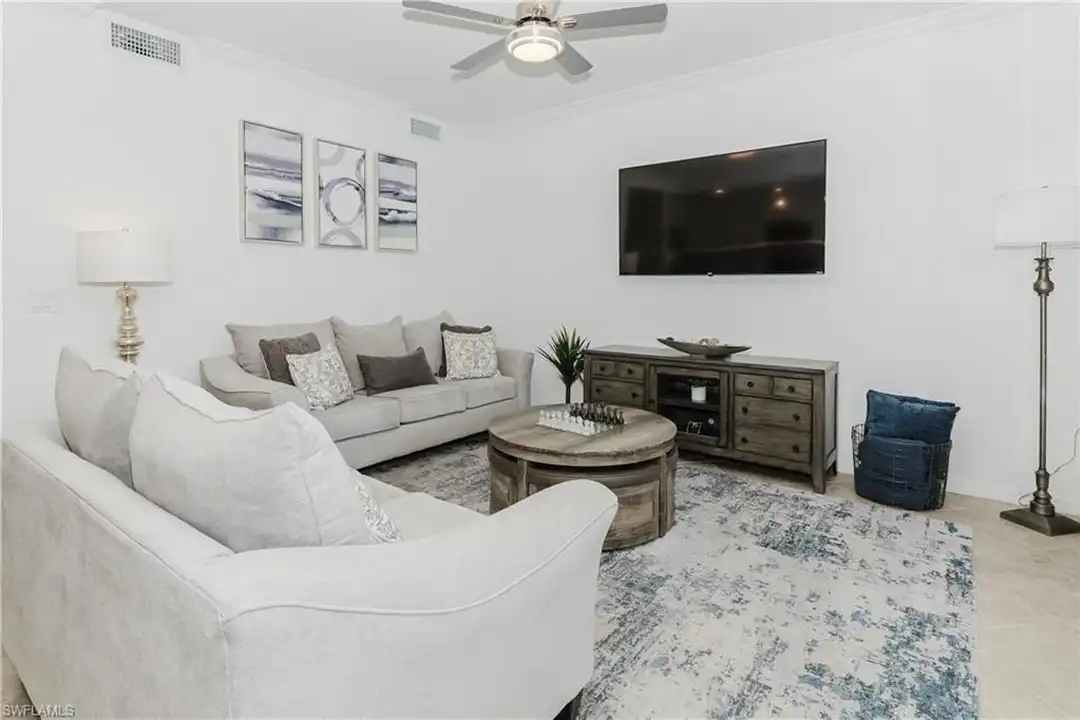 6034 National Blvd #522 - View 4