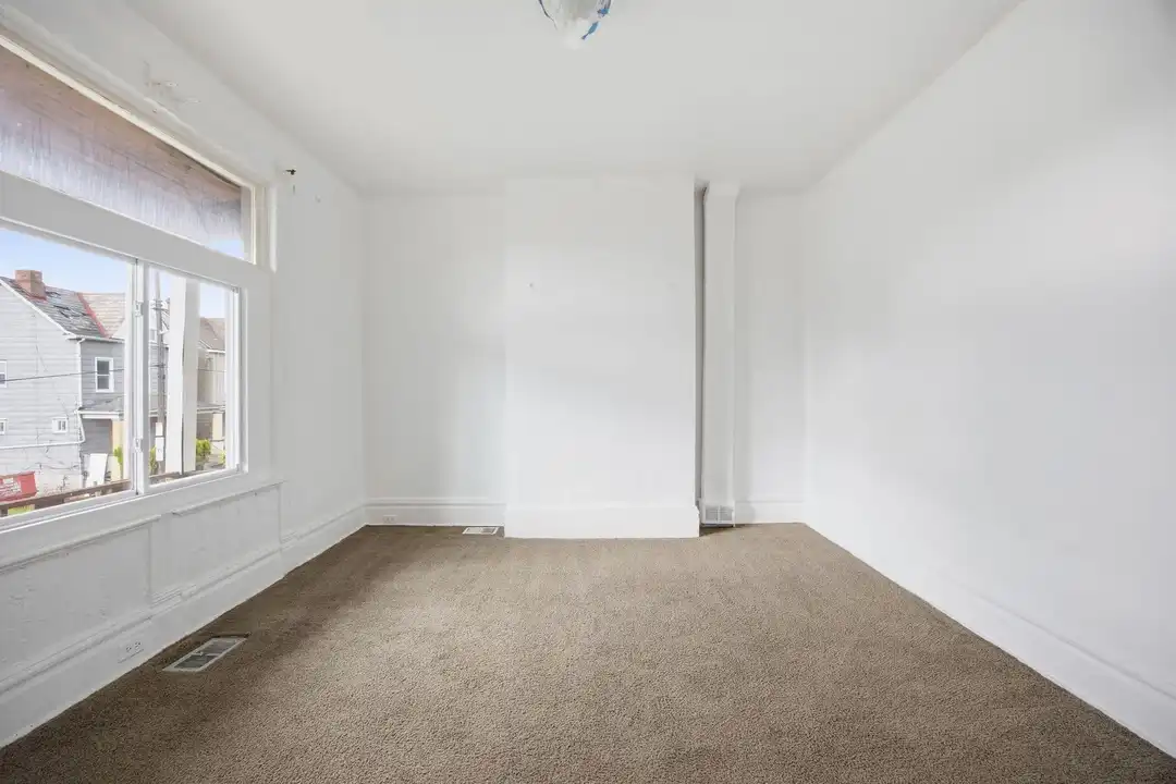616 Lillian St - View 6