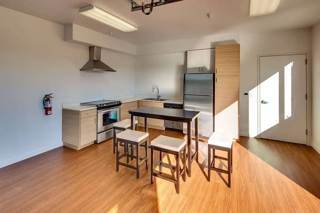 The Andy - View 6