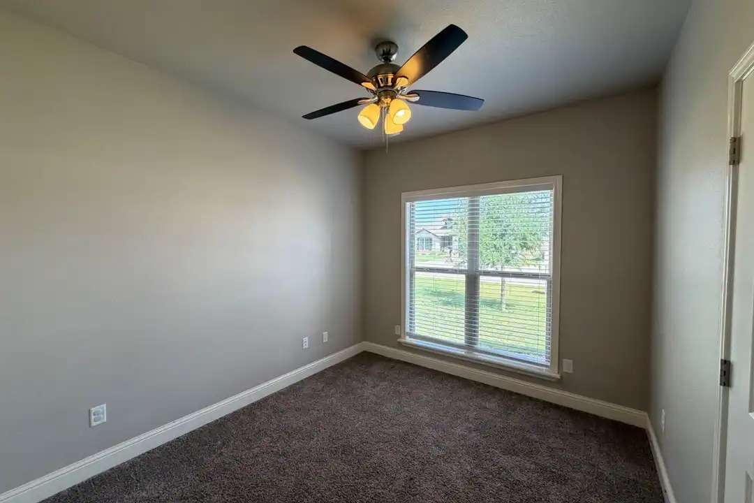 2713 138th St - View 6