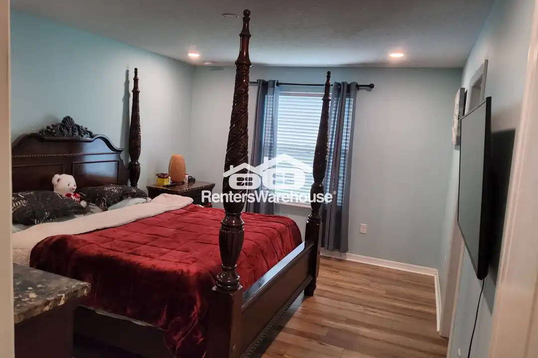 10569 Madrone Cove Ct – další