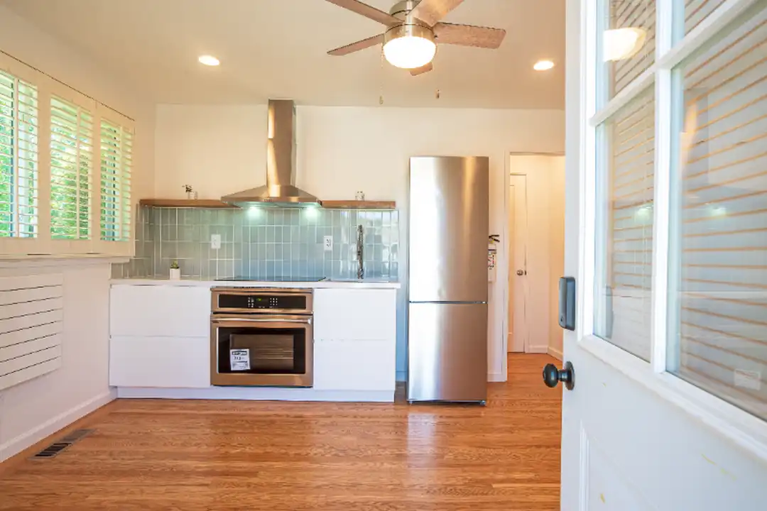 3985 Royal Arch Dr unit B - View 3