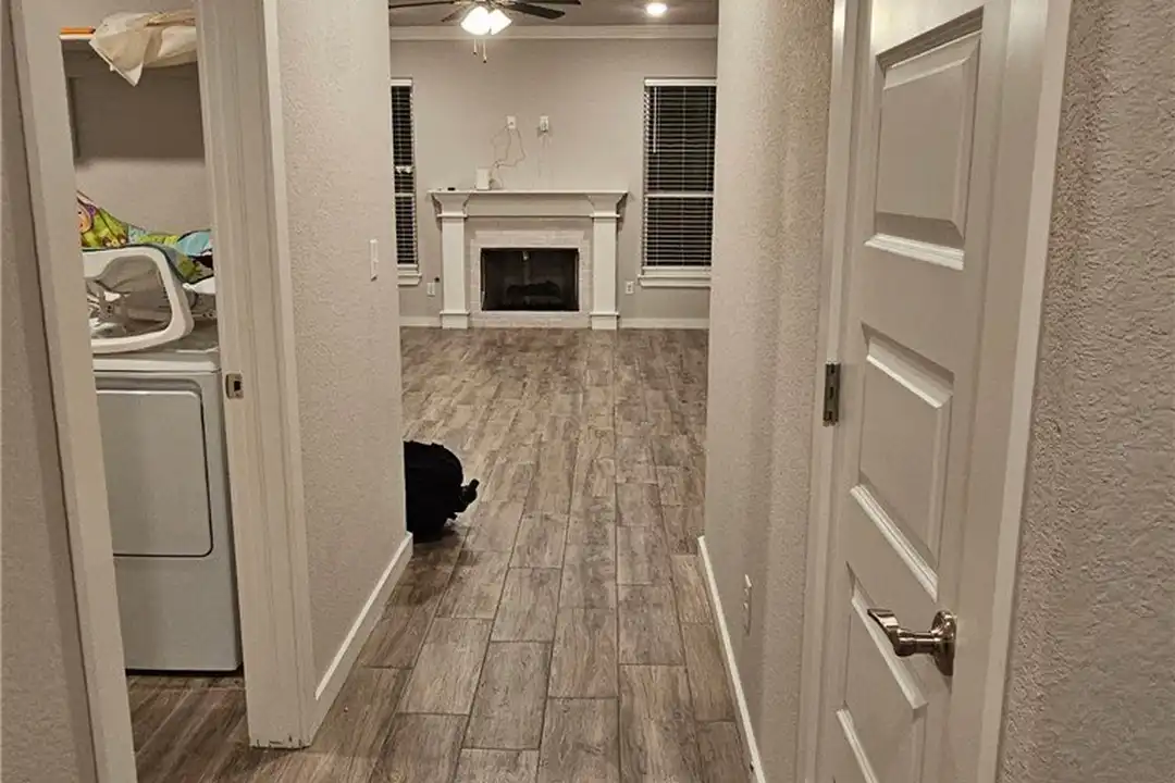 441 Coconut Ln - View 3