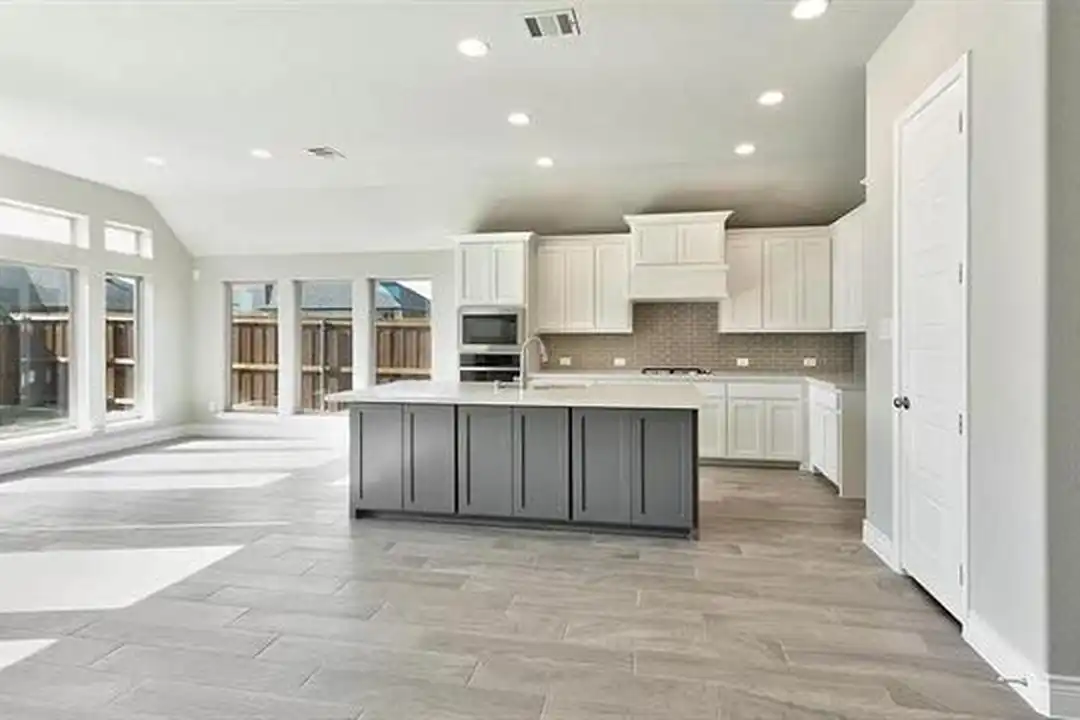 333 Cowling Dr - View 6