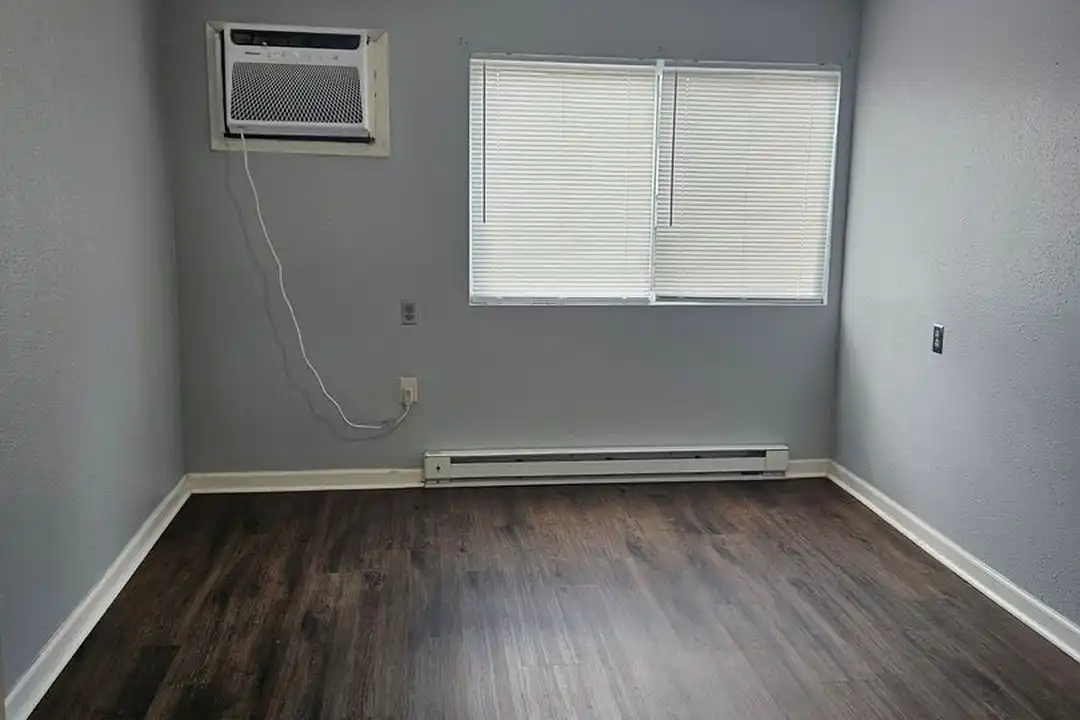 511 S Graham Ave unit 126 – photo 1