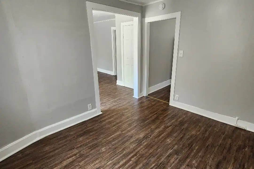 3020 Searsdale Ave - View 6