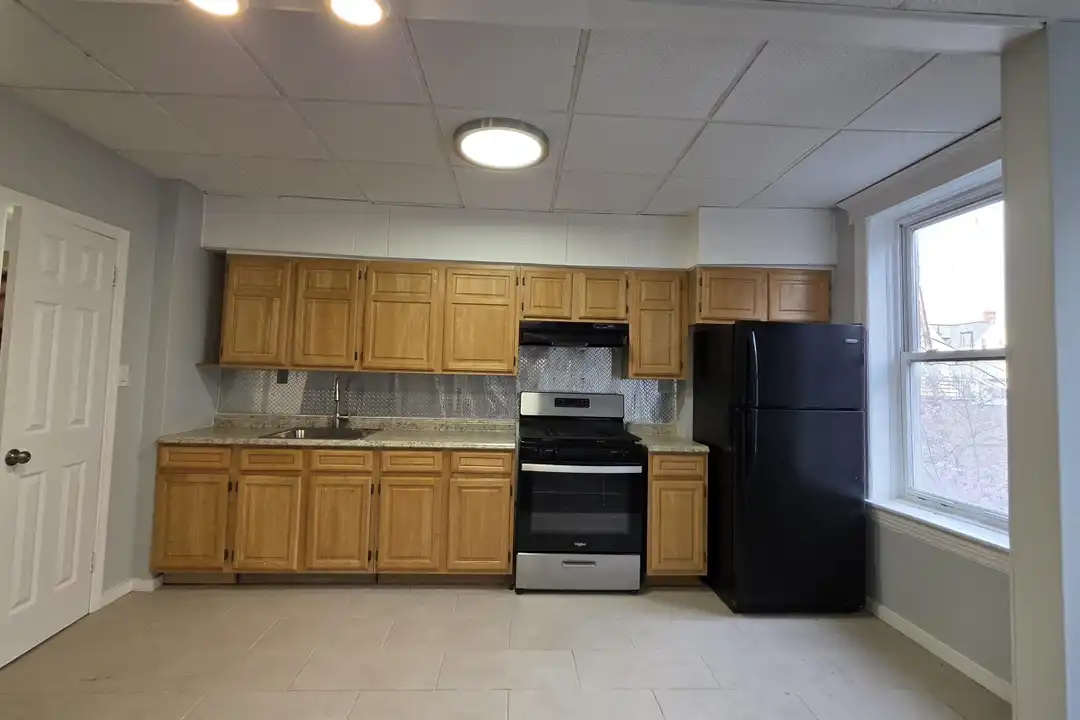 722 West Side Ave #2 - View 4