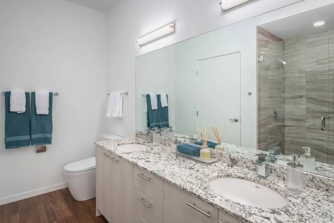 3488 N Broadway - More