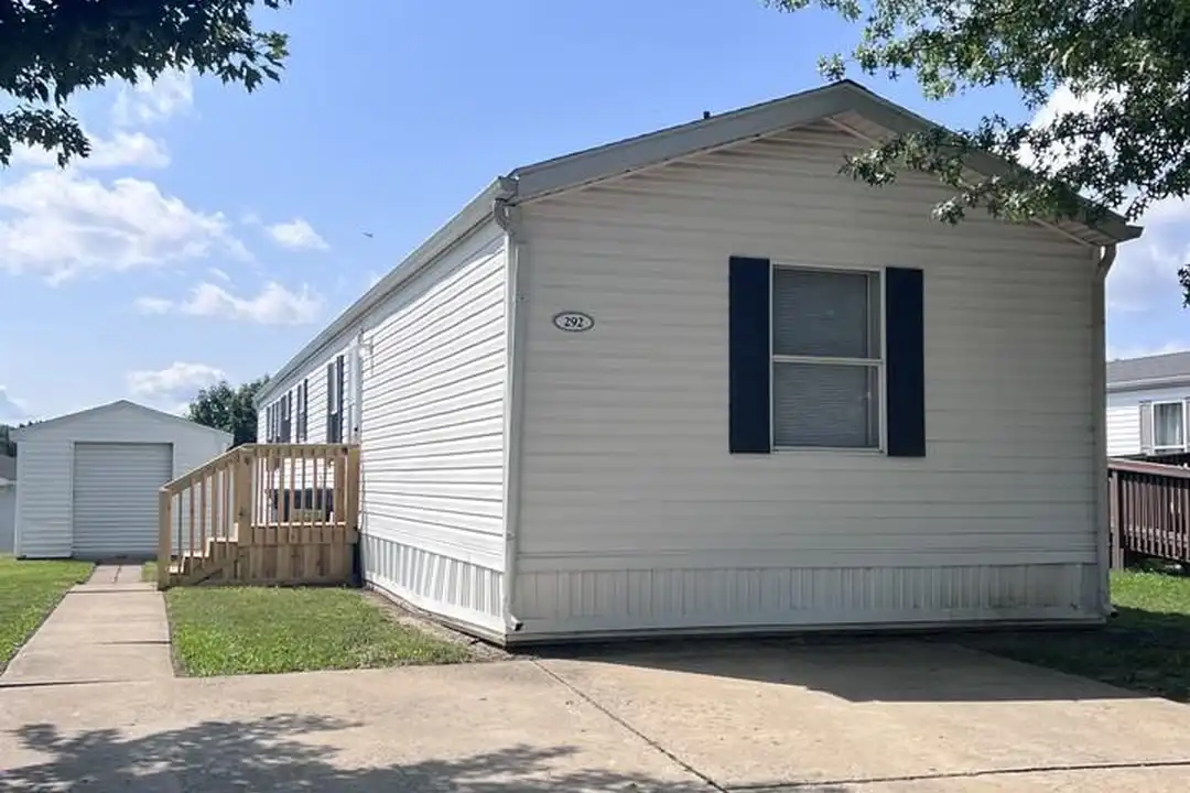 292 Medina River Ct unit 292 – photo 1 of 20