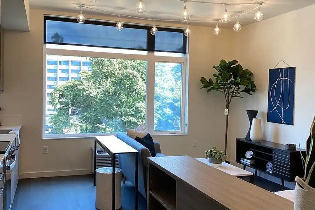Apartment in Eugene - View 5