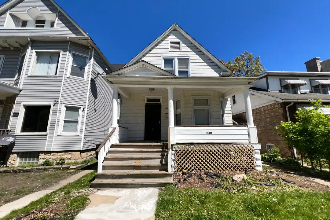 12015 S Stewart Ave – photo 1