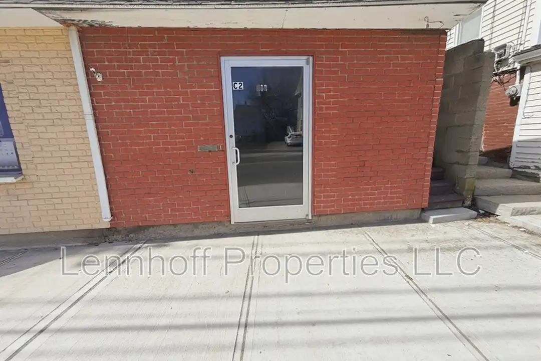 206 Primrose St unit C2 – photo 1 of 8