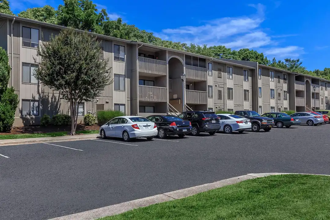 Honeywood Apartments – photo 1