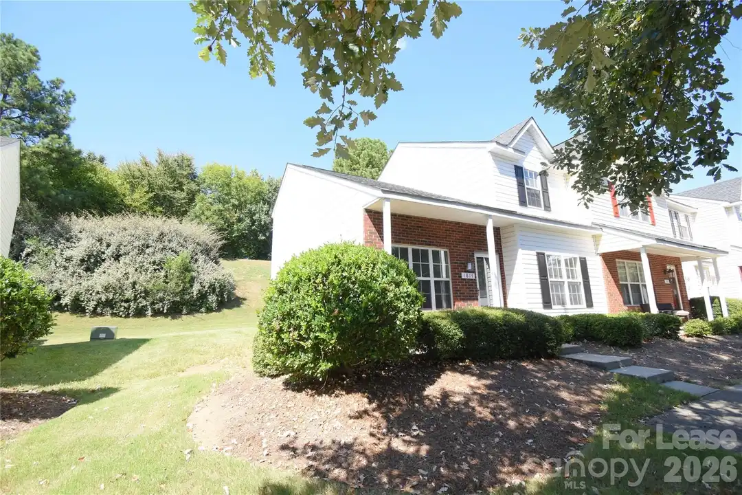 1814 Birch Heights Ct - View 2